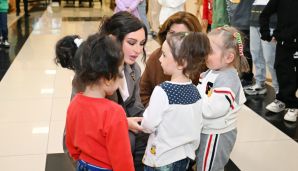 Mehriban Əliyeva və Leyla Əliyeva Bakıdakı 1 saylı körpələr evində və 1 saylı uşaq evi sosial xidmət müəssisəsində olublar — foto 18
