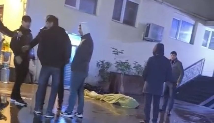 Bakıda dəhşətli ailə faciəsi: Ər arvadını qətlə yetirib özünü 14-cü mərtəbədən atdı -   VİDEO