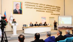 Naftalanda “Qərbi Azərbaycan: Tarixin sınaqları, müasir çağırışlar” mövzusunda tədbir keçirilib -   FOTOLAR — foto 7