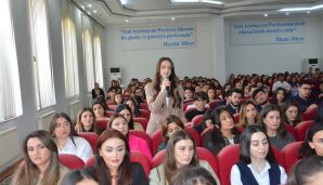 Xətai rayonunda “Vətənpərvər gənclik parlaq gələcəyimizin təminatıdır” mövzusunda tədbir keçirildi -    FOTOLAR — foto 12