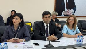 “Konstitusiya və Suverenlik İli” çərçivəsində media nümayəndələri üçün məlumat sessiyası keçirildi -   FOTOLAR — foto 9
