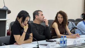 “Konstitusiya və Suverenlik İli” çərçivəsində media nümayəndələri üçün məlumat sessiyası keçirildi -   FOTOLAR — foto 10