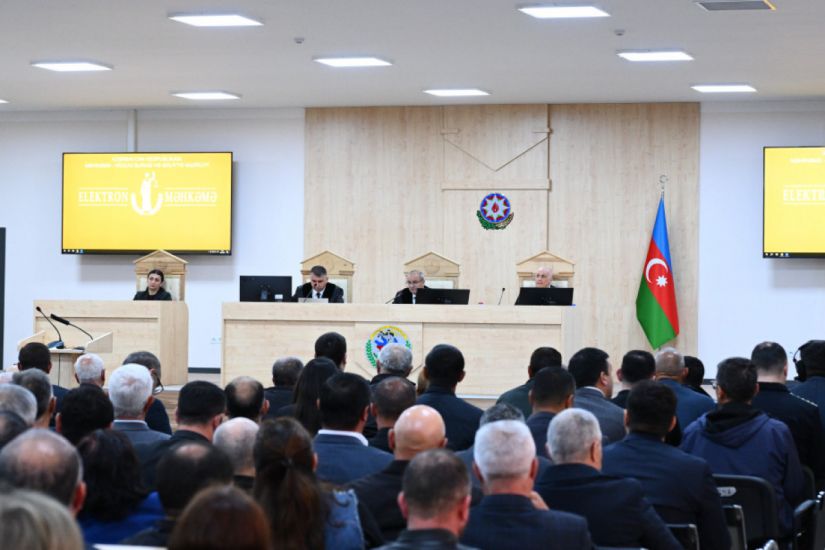 Ruben Vardanyanın məhkəməsində Ermənistanın mina terrorunun qurbanları danışıb:     Bir gündə iki oğlumu itirdim