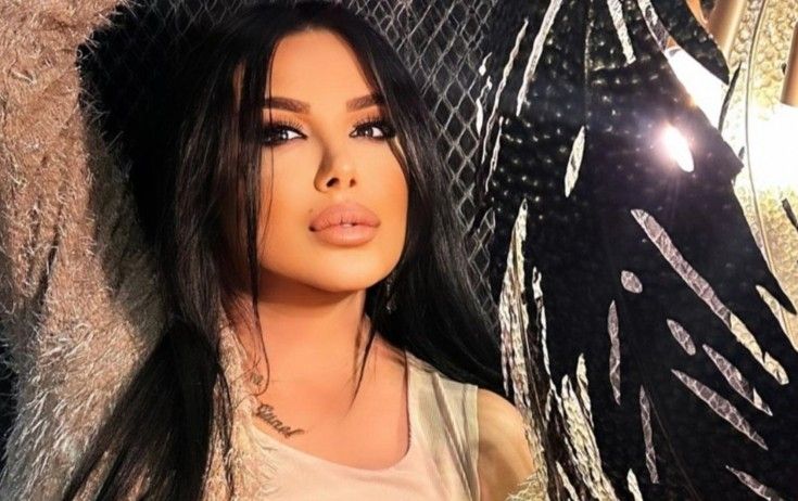 Günel ona təhqir yazan şəxsin kimliyini açıqladı