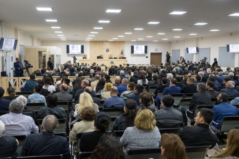 Ermənistan ordusunun hücumları nəticəsində zərər çəkmiş şəxslər məhkəmədə ifadə veriblər