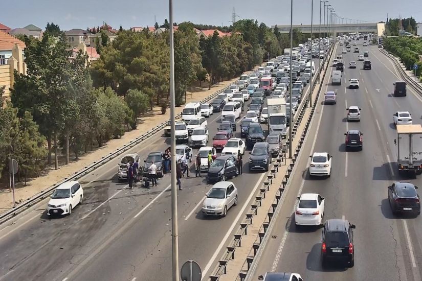Aeroport yolunda qəza olub, bir nəfər ölüb, iki nəfər xəsarət alıb -   YENİLƏNDİ