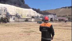 “Sədərək” ticarət mərkəzindəki yanğın davam edir -   FOTO - VİDEO - YENİLƏNDİ - 4 — foto 5