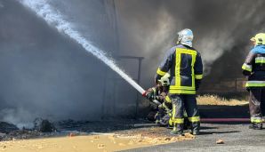 “Sədərək” ticarət mərkəzindəki yanğın davam edir -   FOTO - VİDEO - YENİLƏNDİ - 4 — foto 6