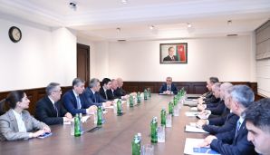 Korrupsiyaya qarşı mübarizə üzrə Komissiyanın iclası keçirildi -   FOTO — foto 2