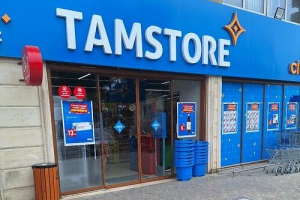 "Tamstore" mağazasında vaxtı keçmiş məhsullar satılır -         FOTOLAR