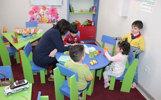 Bakıda "Orbita" bağçada dəhşətli HADİSƏ:     Müdir yayılan videodan danışdı - VİDEO
