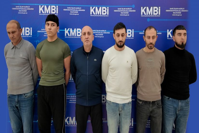 Onlayn qumar təşkil edən daha bir dəstə tutuldu -   VİDEO