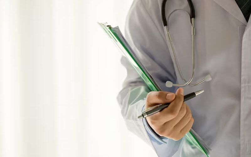 Mərkəzi Gömrük Hospitalı və Yeni Klinikanın əməkdaşlarının maaşlarını ala bilməməsi ilə bağlı iddialara aydınlıq gətirildi