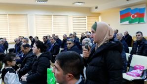 Xətainin icra  başçısı sakinlərlə görüşdü -   FOTO — foto 2