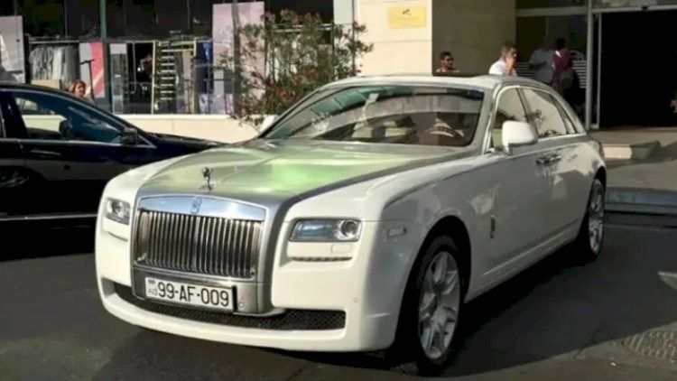 Bakıda hərraca çıxarılan lüks “Rolls Royce”un sahibi kimdir? -      FOTOLAR