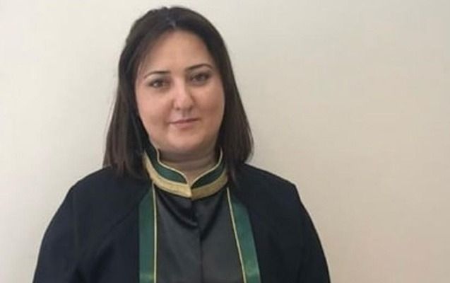 Vəkil Tükəzban Aşurova barəsində hökm çıxarıldı -     10 min alıb...