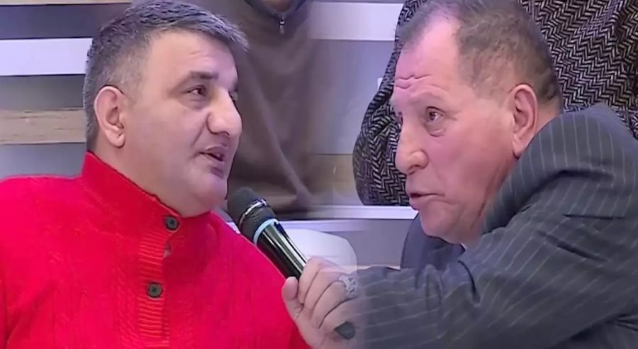 “Qoca kişidir, qırmızı geyinib” -     Anar efirdə Rüfətə söz atdı