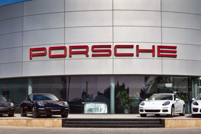 “Porsche” avtomobillərini Rusiyaya kimlər daşıyır? –     VİDEO