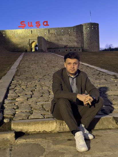 Emin Milli Azərbaycana qayıtdı -     FOTO
