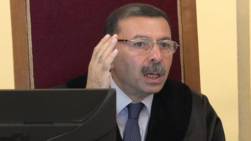"Addım atırdın, pul istəyirdilər, pulsuz adama salam da vermirdilər"