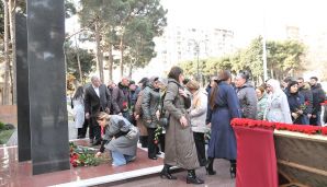 Abşeron rayonunda 20 Yanvar şəhidlərinin xatirəsi anılıb -   FOTOLAR — foto 5