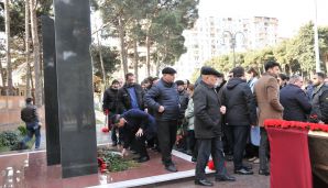Abşeron rayonunda 20 Yanvar şəhidlərinin xatirəsi anılıb -   FOTOLAR — foto 6