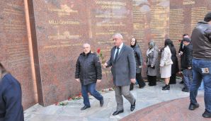 Abşeron rayonunda 20 Yanvar şəhidlərinin xatirəsi anılıb -   FOTOLAR — foto 12