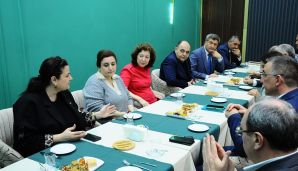Naftalanda Tibbi xidmətin keyfiyyəti ilə bağlı müzakirələr aparıldı -     FOTO — foto 2