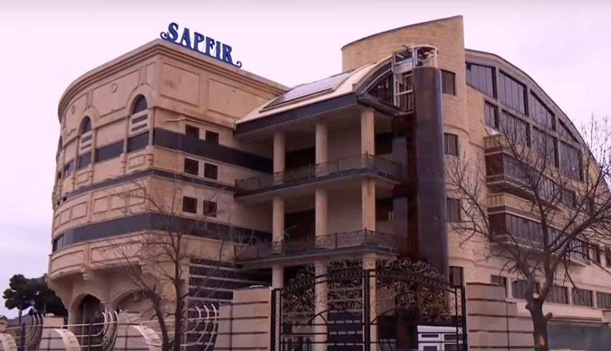 Məşhur restoran buna görə cərimə edilmişdi -     Məhkəmə qərar verdi