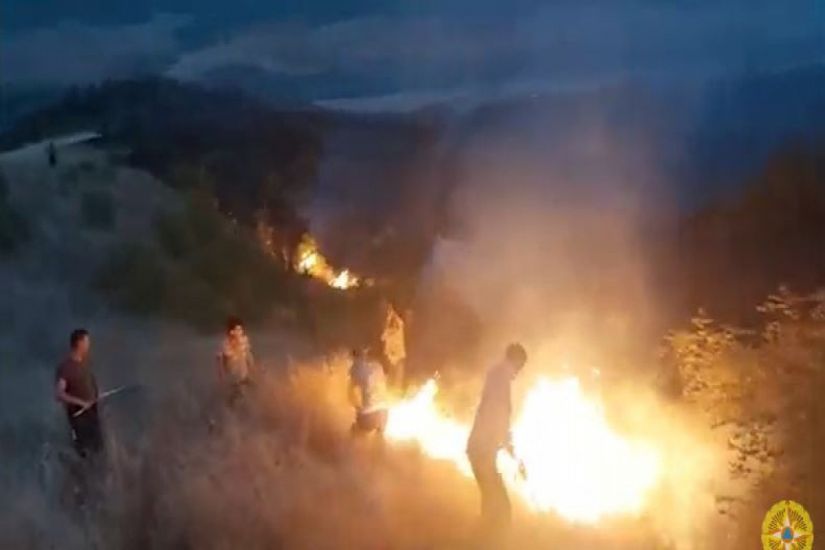 Xocavəndin Yenikənd, Şuşanın Böyük Qaladərəsi və Xocalının Aşağı Yemişcan kəndlərində yanğın tam söndürülüb -     VİDEO