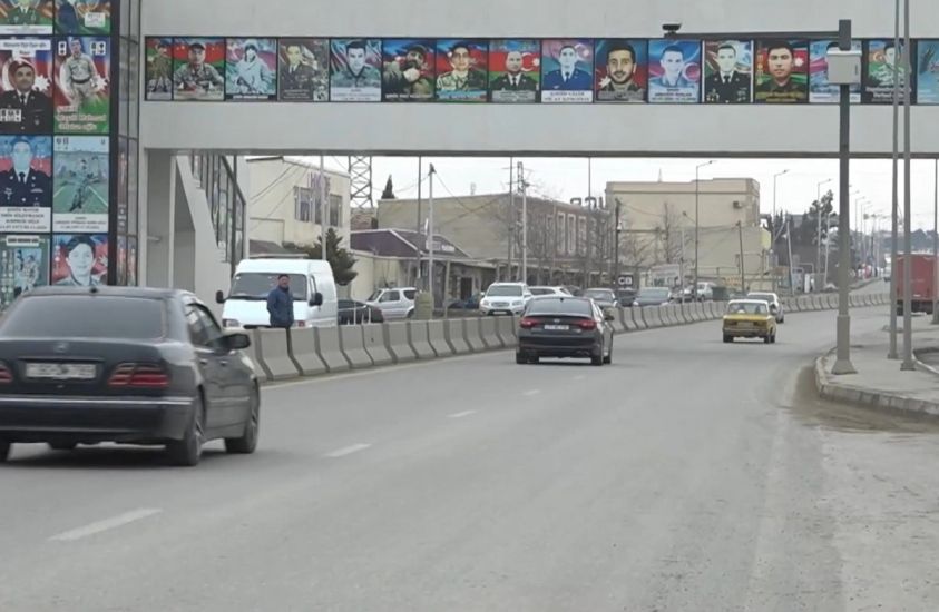 Binəqədidə üzərində şəhid lövhələri olan keçid baxımsız vəziyyətdə:     Narkomanların yuvasına çevrilib