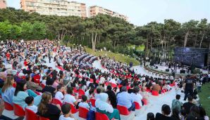 Xətai rayonunda "Musiqili Bakı" festivalı çərçivəsində konsert proqramı təşkil olunub -    FOTOLAR - VİDEO — foto 1