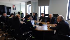 Əli Əsədov Neft Emalı Zavodunda əməliyyat müşavirəsi keçirdi -   FOTO — foto 3