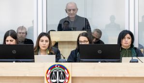 Erməniəsilli şəxslərin məhkəməsində sənədlərin tədqiqi mərhələsi başlayıb -   FOTO — foto 9
