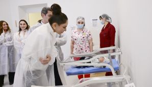 Birinci vitse-prezident Gəncə Şəhər Birləşmiş Xəstəxanasının Perinatal Mərkəzində olub -       FOTO — foto 3