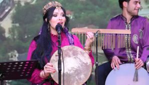 AHİK tərəfindən Beynəlxalq Qadınlar Günü münasibətilə "Muğamın sehrli dünyası" konsert proqramı təşkil olunub -       FOTOLAR — foto 12