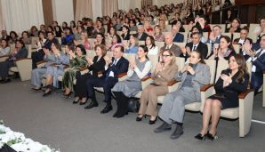 AHİK tərəfindən Beynəlxalq Qadınlar Günü münasibətilə "Muğamın sehrli dünyası" konsert proqramı təşkil olunub -       FOTOLAR — foto 16