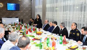 Naftalanda İftar süfrəsi açılıb -   FOTOLAR — foto 8