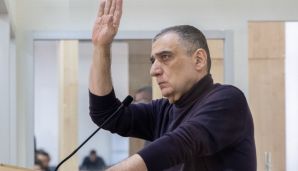 Erməniəsilli şəxslər Vardanyanın məhkəməsində ifadə veriblər: Ruben elə bilirdi ki, Qarabağdakılara yaxşılıq edib, amma onların evini yıxıb -   FOTO — foto 2