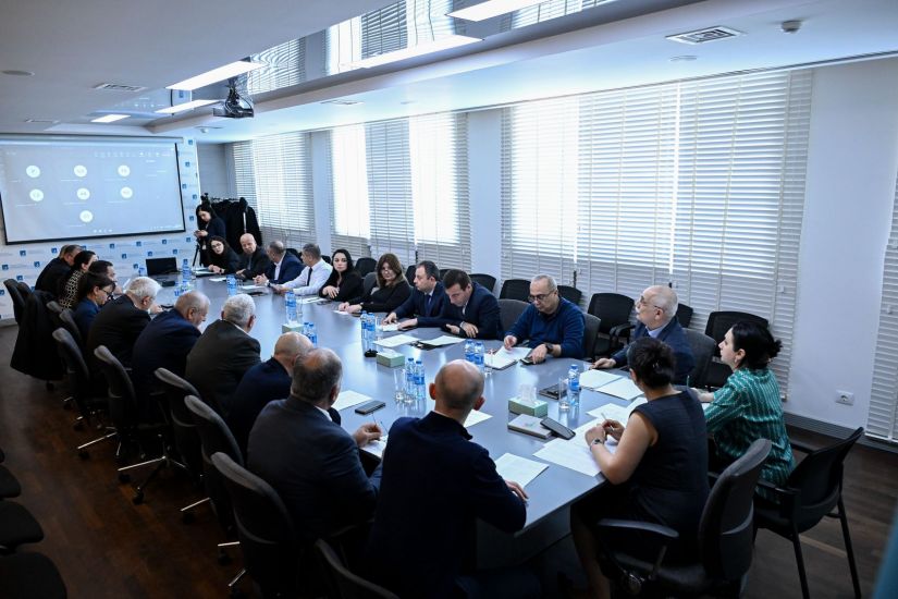 Azərbaycan İdman Akademiyasında "İdman və xidmət ixtisasları" üzrə işçi qrupun növbəti iclası keçirildi -     FOTO