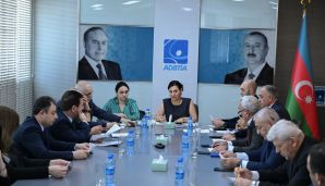 Azərbaycan İdman Akademiyasında "İdman və xidmət ixtisasları" üzrə işçi qrupun növbəti iclası keçirildi -     FOTO — foto 1
