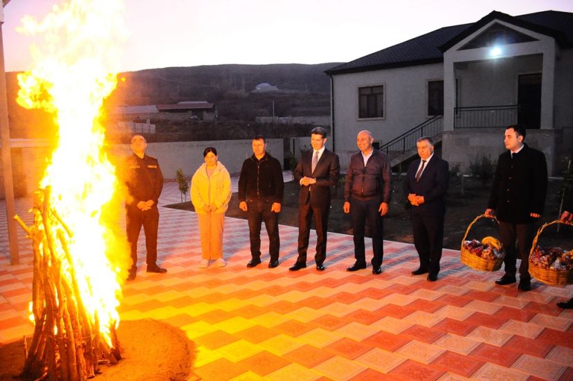 Naftalanda Şəhid ailələri ilə birgə Novruz tonqalı yandırılıb -   FOTOLAR