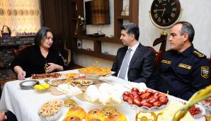 Naftalanda Şəhid ailələri ilə birgə Novruz tonqalı yandırılıb -   FOTOLAR — foto 5