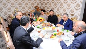 Naftalanda Şəhid ailələri ilə birgə Novruz tonqalı yandırılıb -   FOTOLAR — foto 8