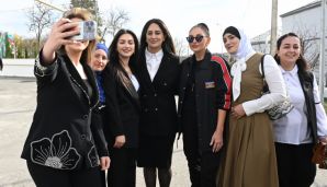 Prezident və birinci xanım Novruz tonqalını alovlandırıblar - "Orada balıq tutmaq olar" - MARAQLI DİALOQ -   FOTO - YENİLƏNDİ — foto 12