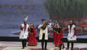 Xətai rayonunda "Konstitusiya və Suverenlik ili" çərçivəsində Novruz bayramına həsr olunmuş konsert təşkil olunub -     FOTO - VİDEO — foto 13