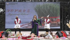 Xətai rayonunda "Konstitusiya və Suverenlik ili" çərçivəsində Novruz bayramına həsr olunmuş konsert təşkil olunub -     FOTO - VİDEO — foto 14