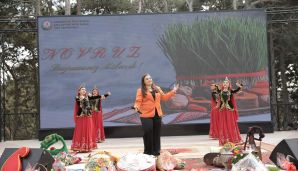 Xətai rayonunda "Konstitusiya və Suverenlik ili" çərçivəsində Novruz bayramına həsr olunmuş konsert təşkil olunub -     FOTO - VİDEO — foto 20