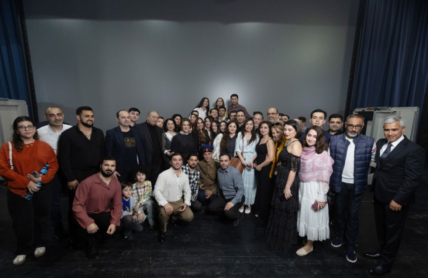 Heydər Əliyev Fondunun vitse-prezidenti Leyla Əliyeva və Arzu Əliyeva “Yalnız mədəniyyət” musiqili-bədii gecədə iştirak ediblər