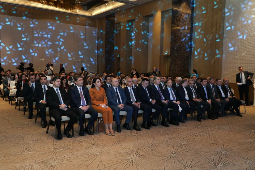 Medianın İnkişafı Agentliyinin təşkilatçılığı ilə keçirilən “İctimai proseslər media müstəvisində” mövzusunda Forumun açılış mərasimi baş tutub